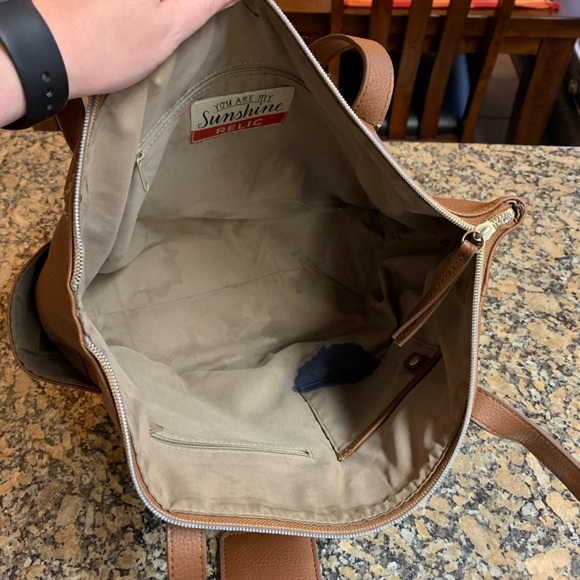 Fossil Relic Tote Bag and Wristlet - Picture 6 of 7